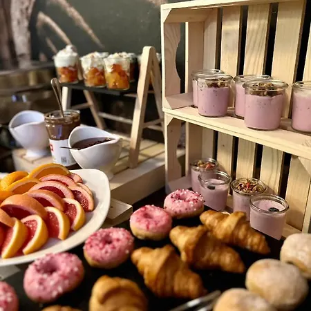 Nosal & Wine Hotel 3*