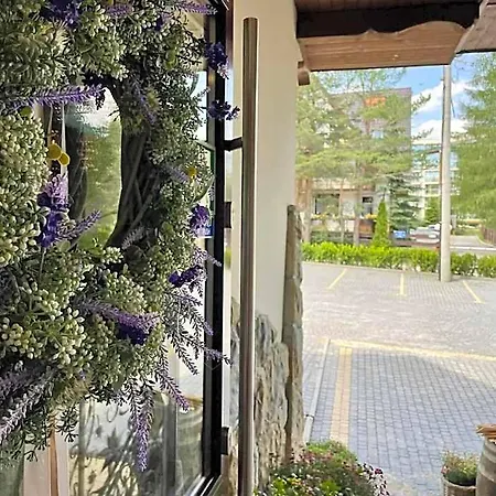 Nosal & Wine Hotel