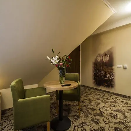 Hotell Nosal & Wine 3*