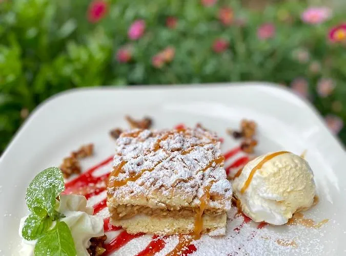 Nosal & Wine זקופאנה