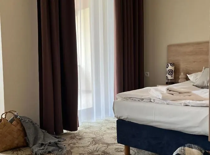 Nosal & Wine 3* זקופאנה