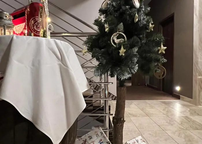 Nosal & Wine מלון 3*