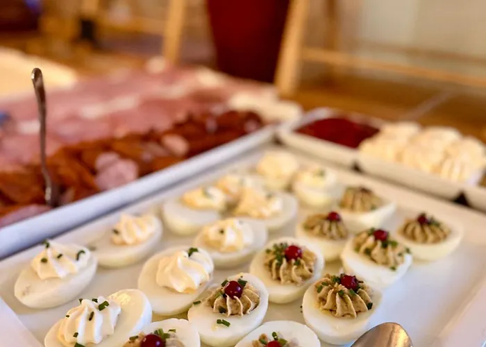 Nosal & Wine מלון