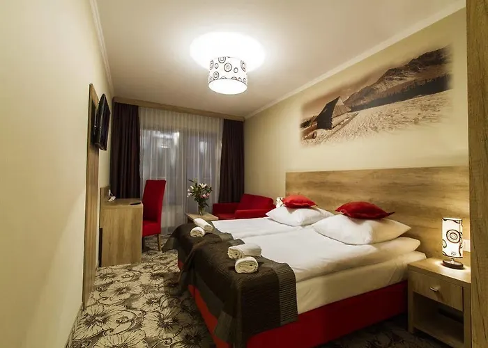 Nosal & Wine מלון